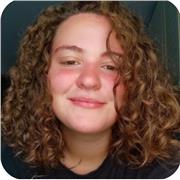 Studentessa universitaria propone lezioni e ripetizioni di programmazione in C++ e informatica.